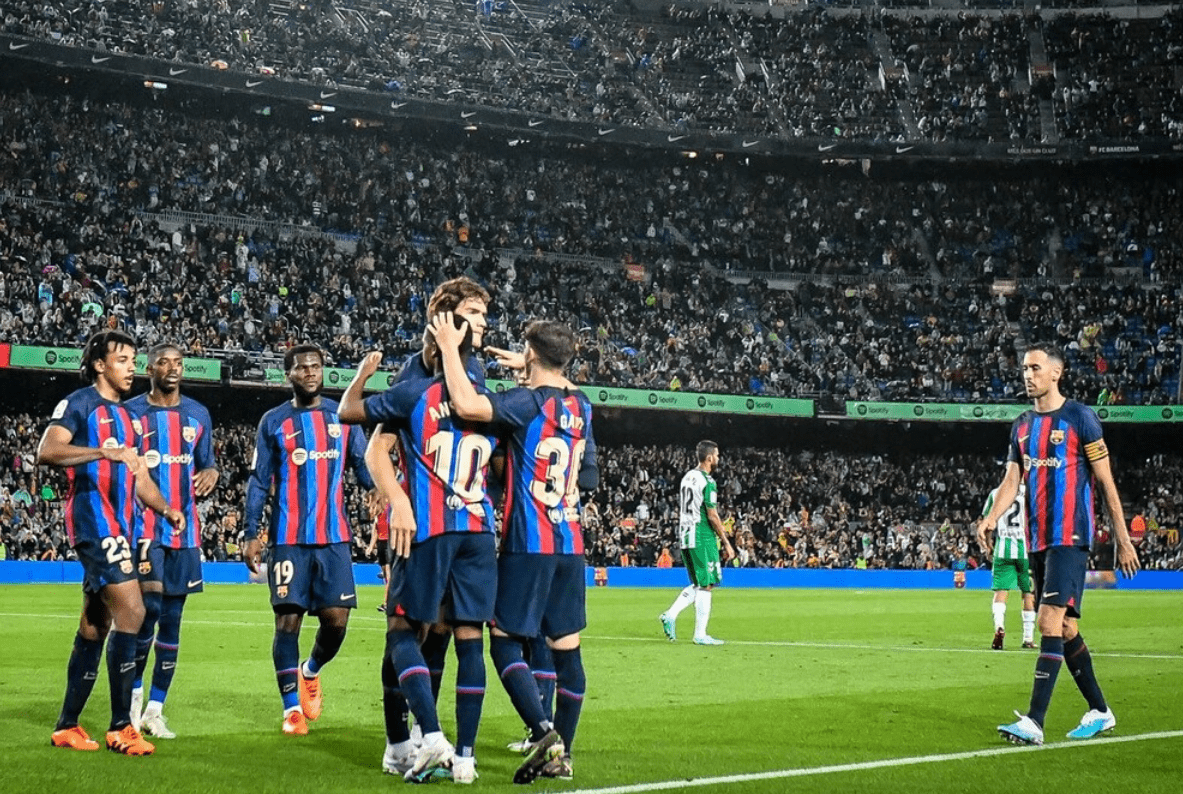 九游体育-包含莱万多夫斯基连续十五场比赛得分超过比分优势明显，德国队挑战极限！的词条