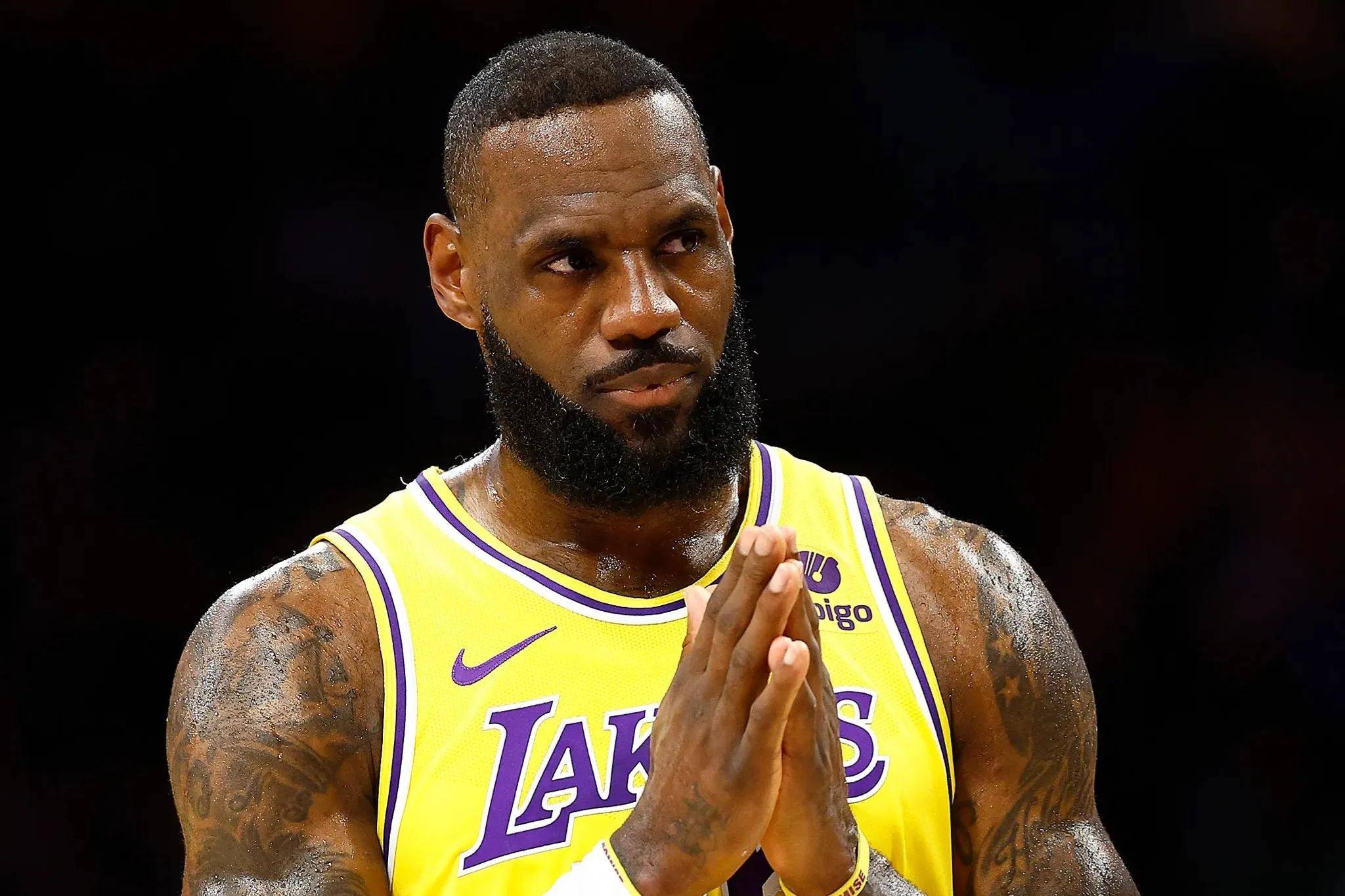 詹姆斯赛事官方发布赛况扑朔迷离新规,湖人争议不断!的简单介绍 詹姆斯赛事官方发布赛况扑朔迷离新规,湖人争议不断!的简单介绍